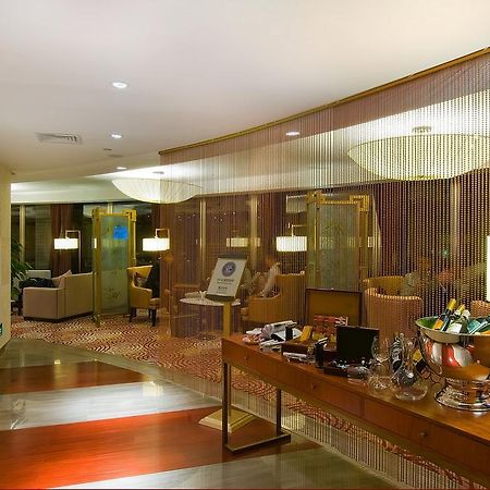 Landison Plaza International Hotel Čen-ťiang Interiér fotografie