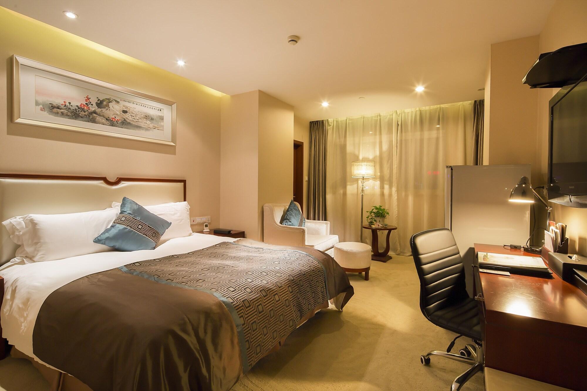 Landison Plaza International Hotel Čen-ťiang Exteriér fotografie