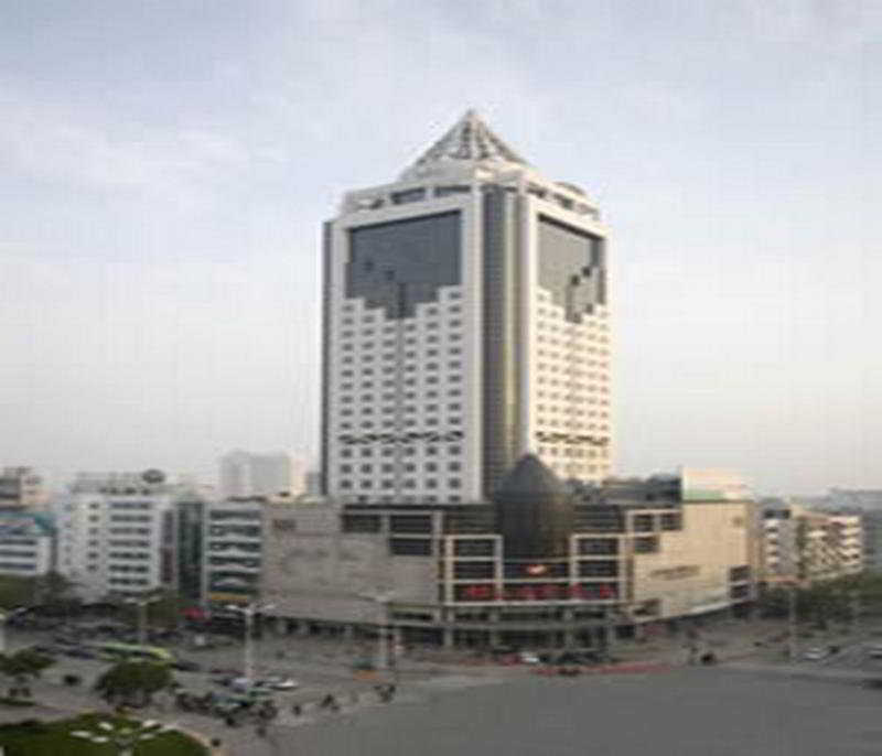 Landison Plaza International Hotel Čen-ťiang Exteriér fotografie