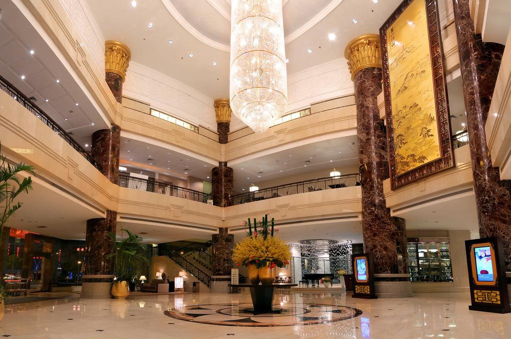 Landison Plaza International Hotel Čen-ťiang Exteriér fotografie
